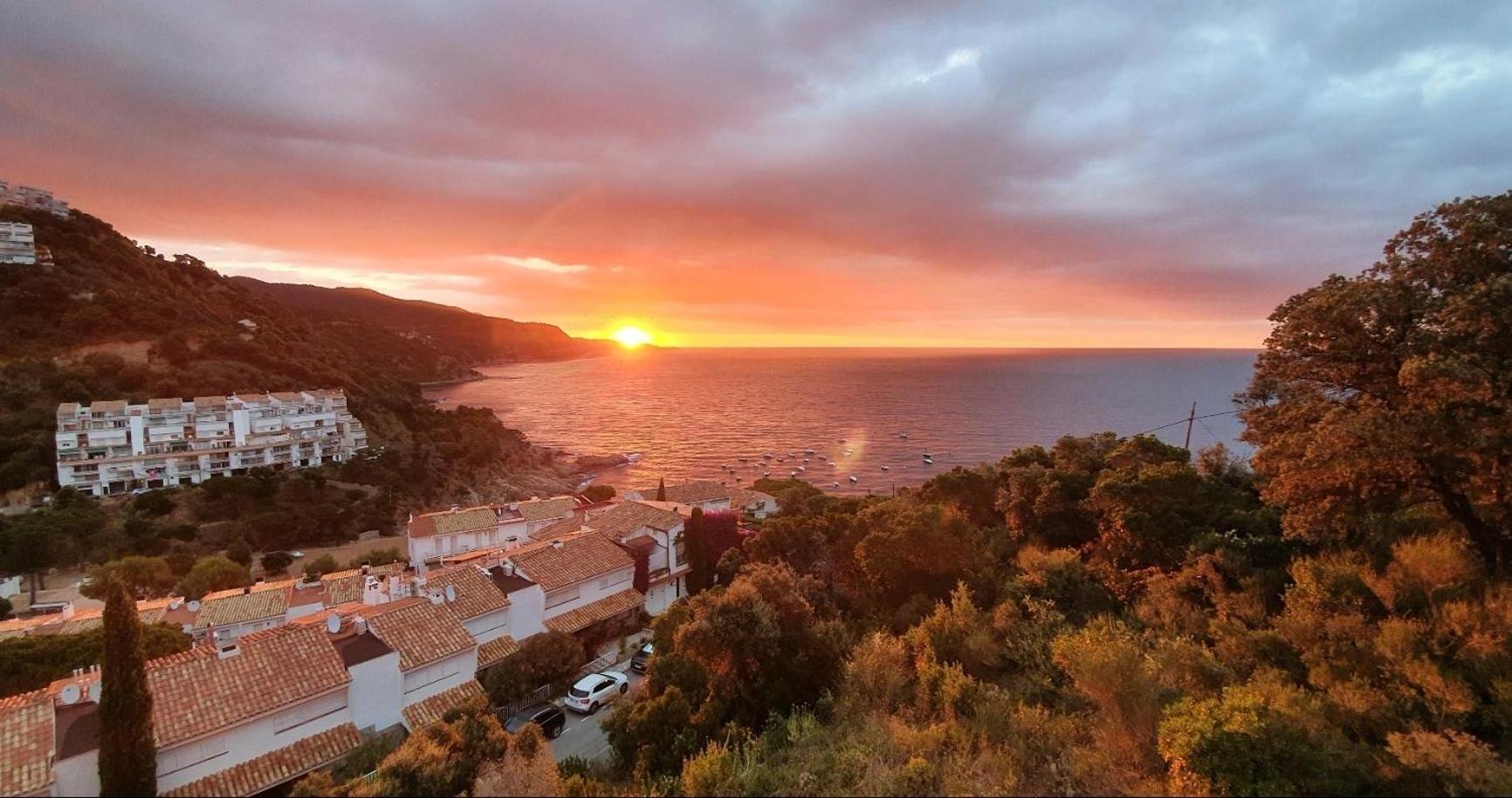 ⭑ Sea Views + Private Beach. What Else? ⭑ Тоса-де-Мар Екстер'єр фото