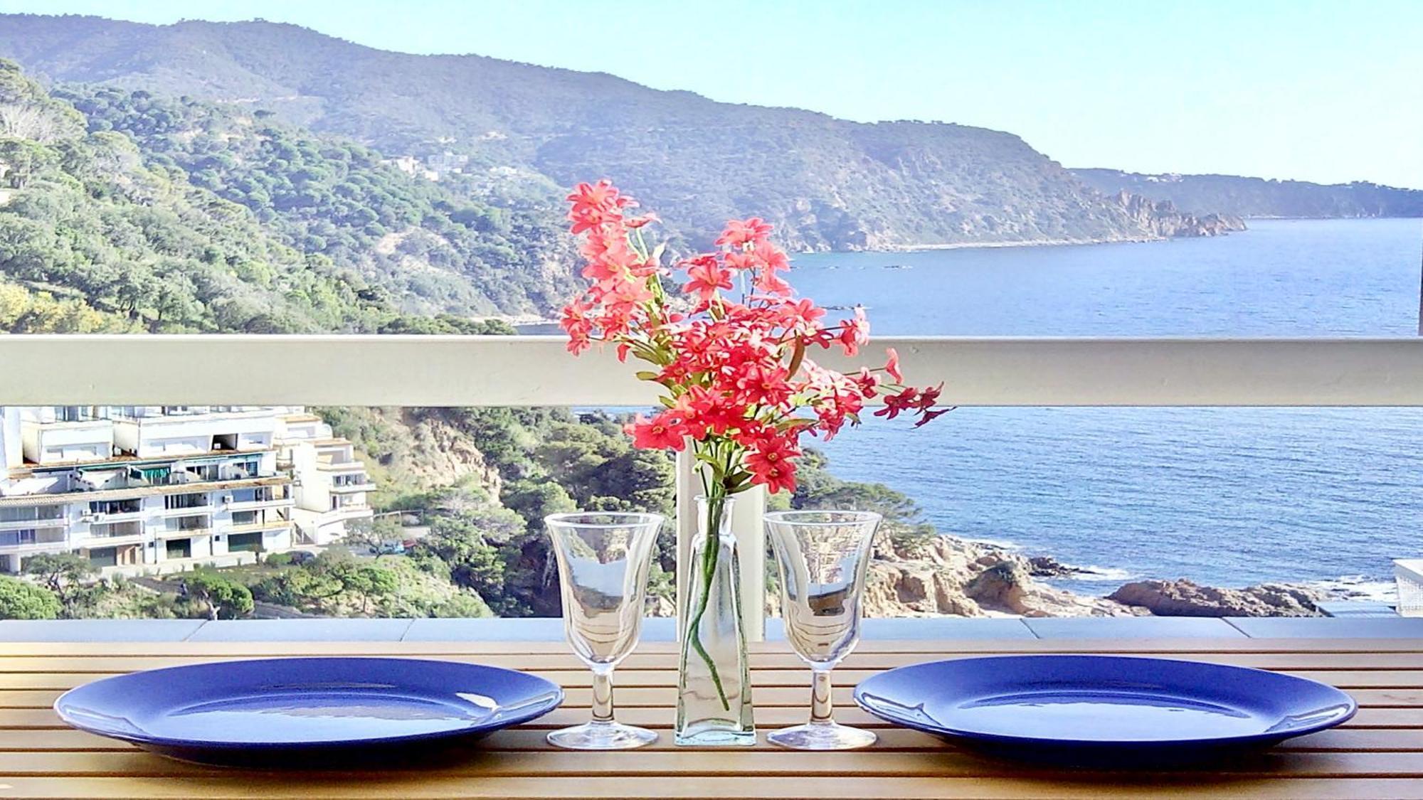 ⭑ Sea Views + Private Beach. What Else? ⭑ Тоса-де-Мар Екстер'єр фото